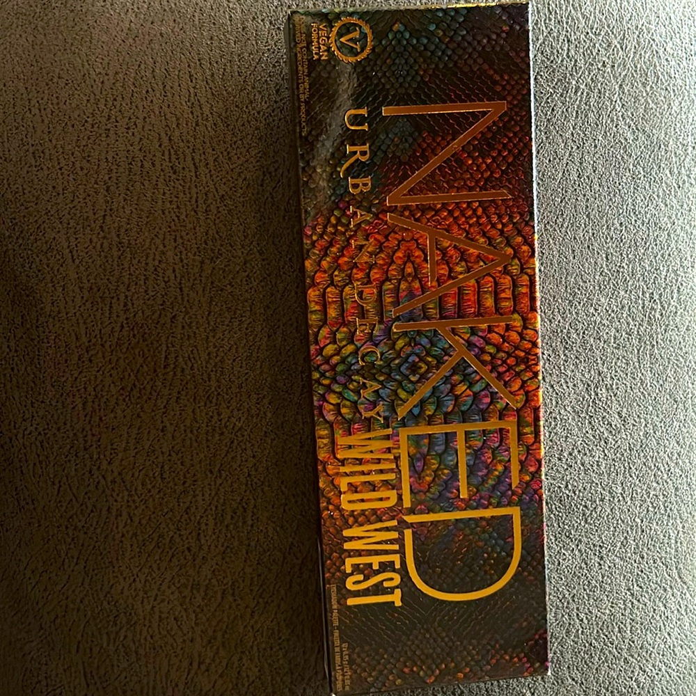 NIB Urban Decay Eye Shadow Palette-wild west